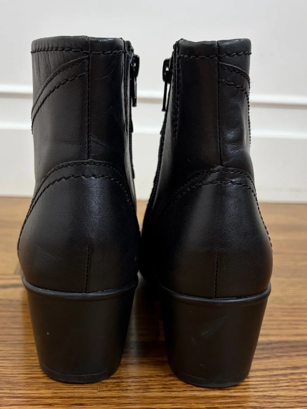 Clarks Malia Marny Low Wedge Ankle Boot Black Leather (9)